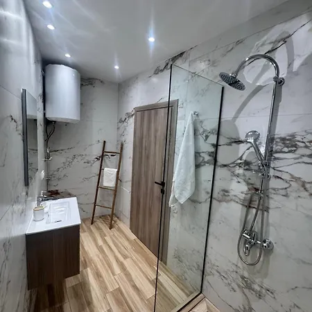 Milies Creekside Miléai